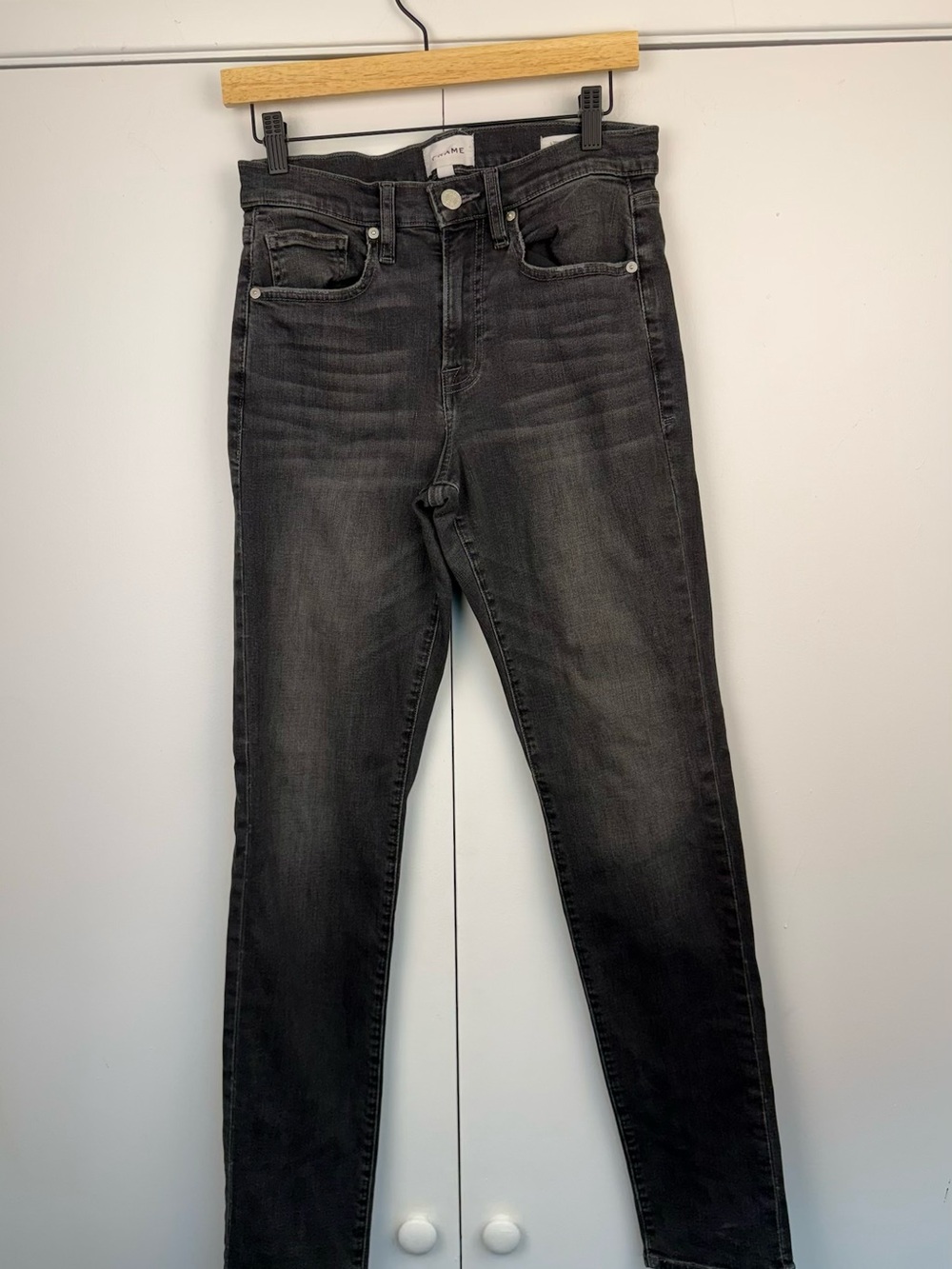 FRAME L'Homme Athletic Ridgeford Jeans Gray 29